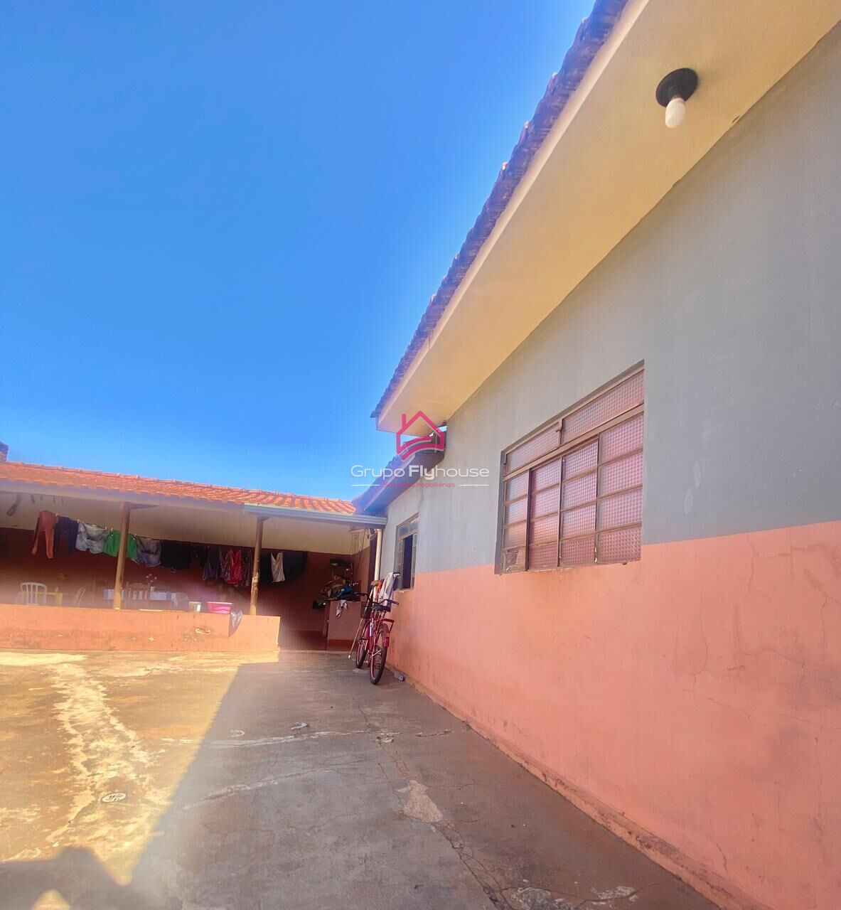 Casa à venda com 3 quartos, 210m² - Foto 4