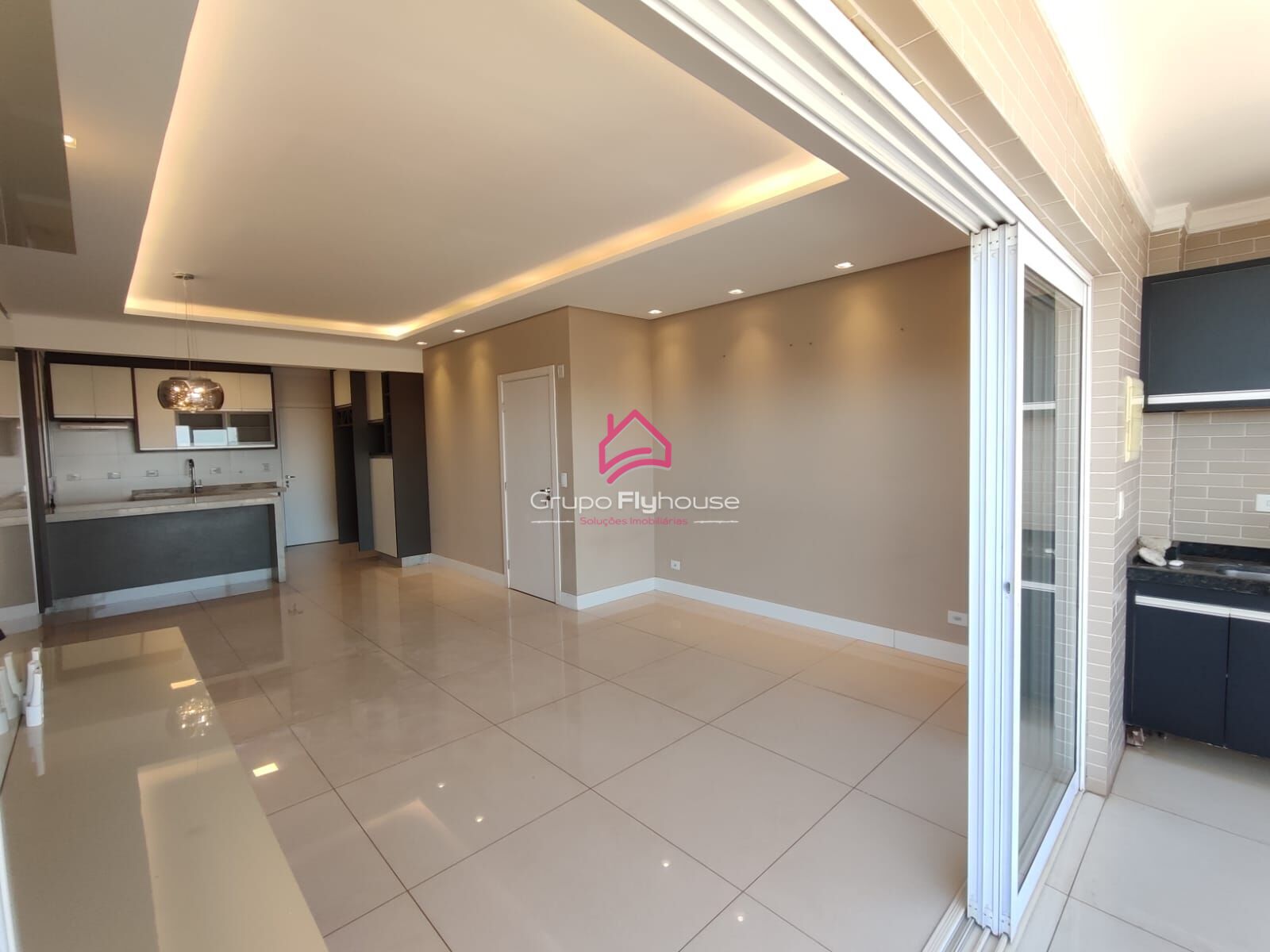 Apartamento para alugar com 2 quartos, 116m² - Foto 13