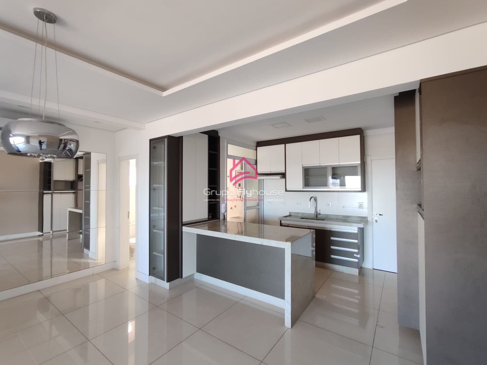 Apartamento para alugar com 2 quartos, 116m² - Foto 1