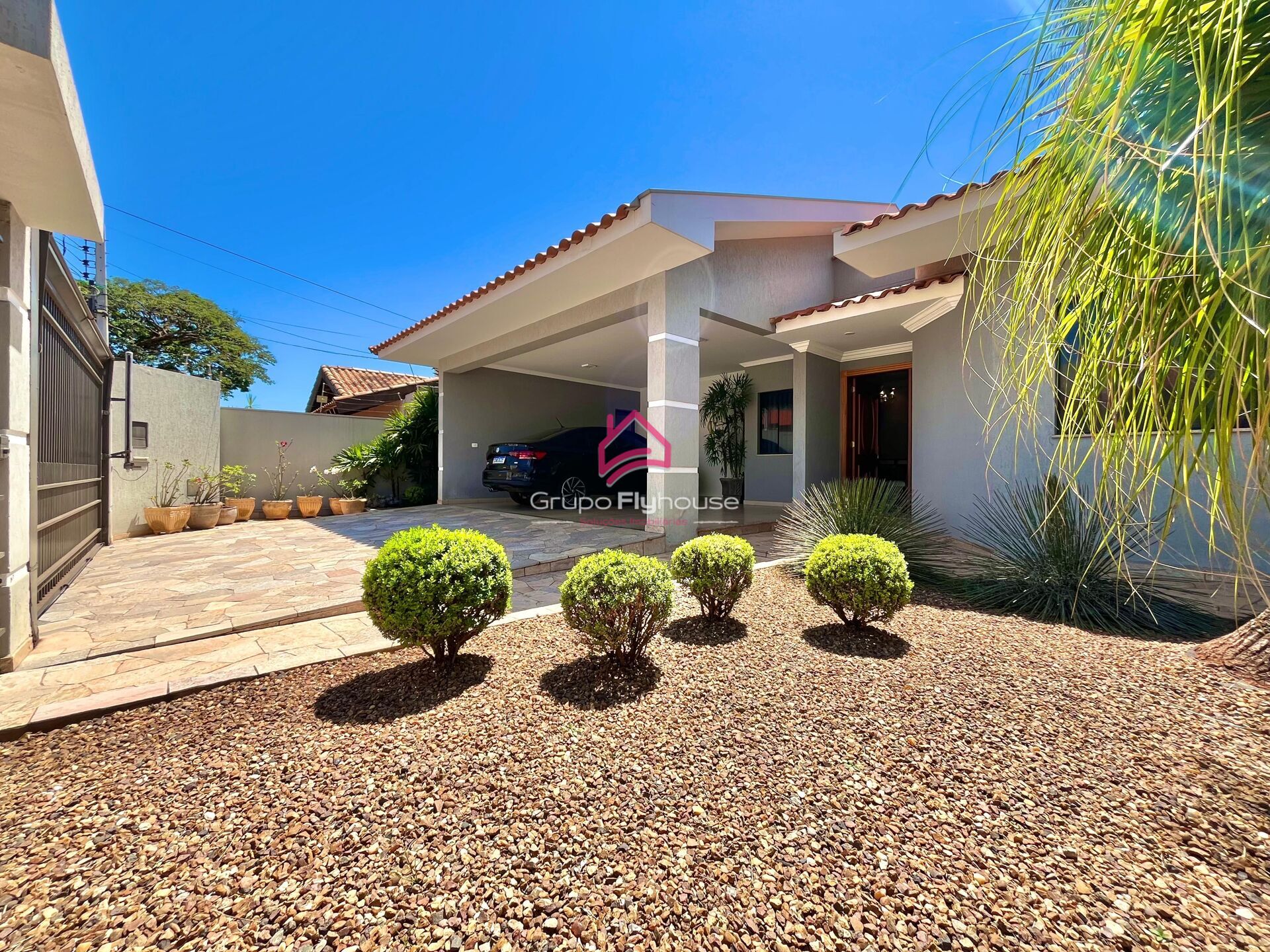 Casa, 3 quartos, 265 m² - Foto 1