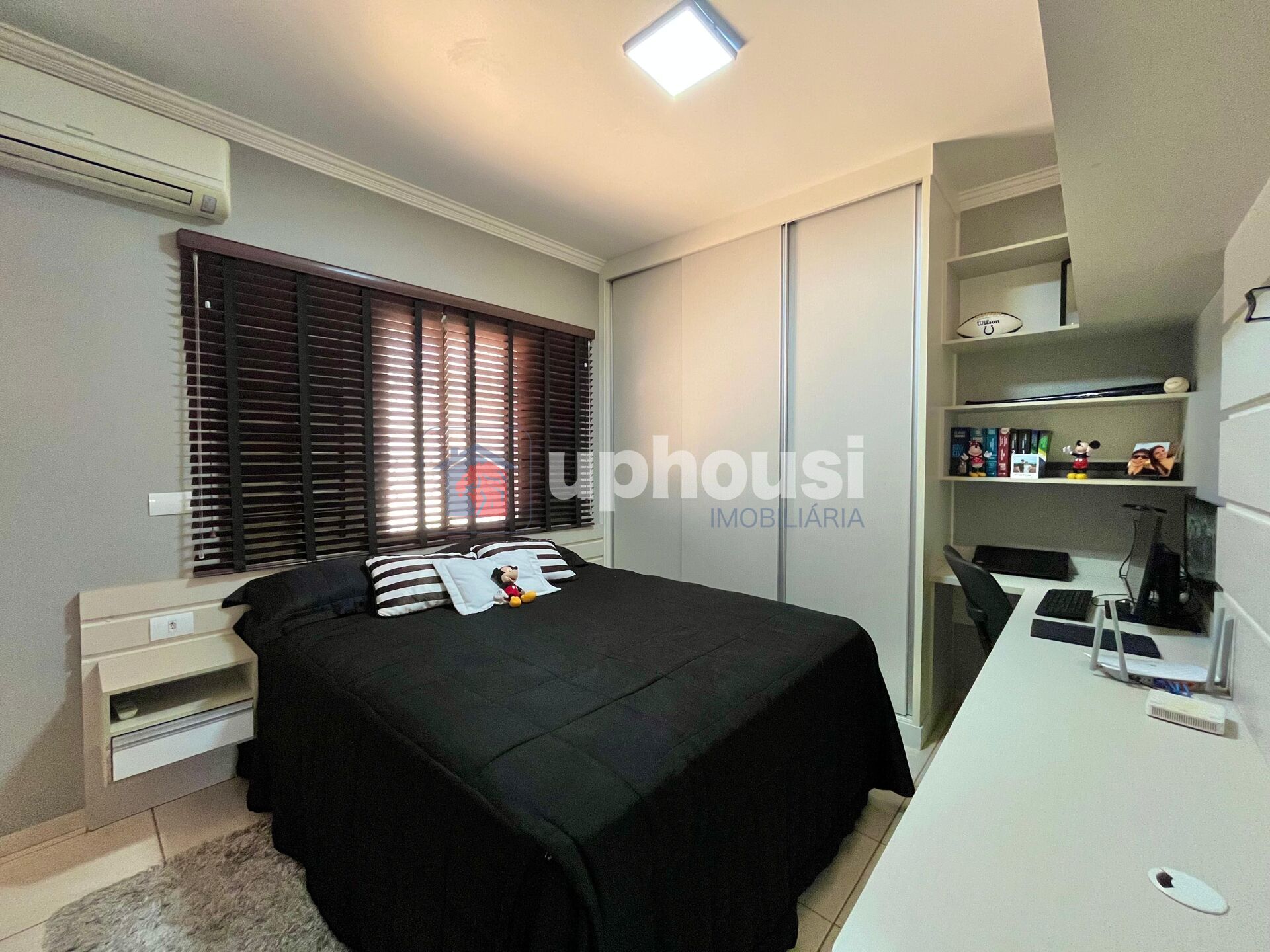 Casa à venda com 3 quartos, 265m² - Foto 7