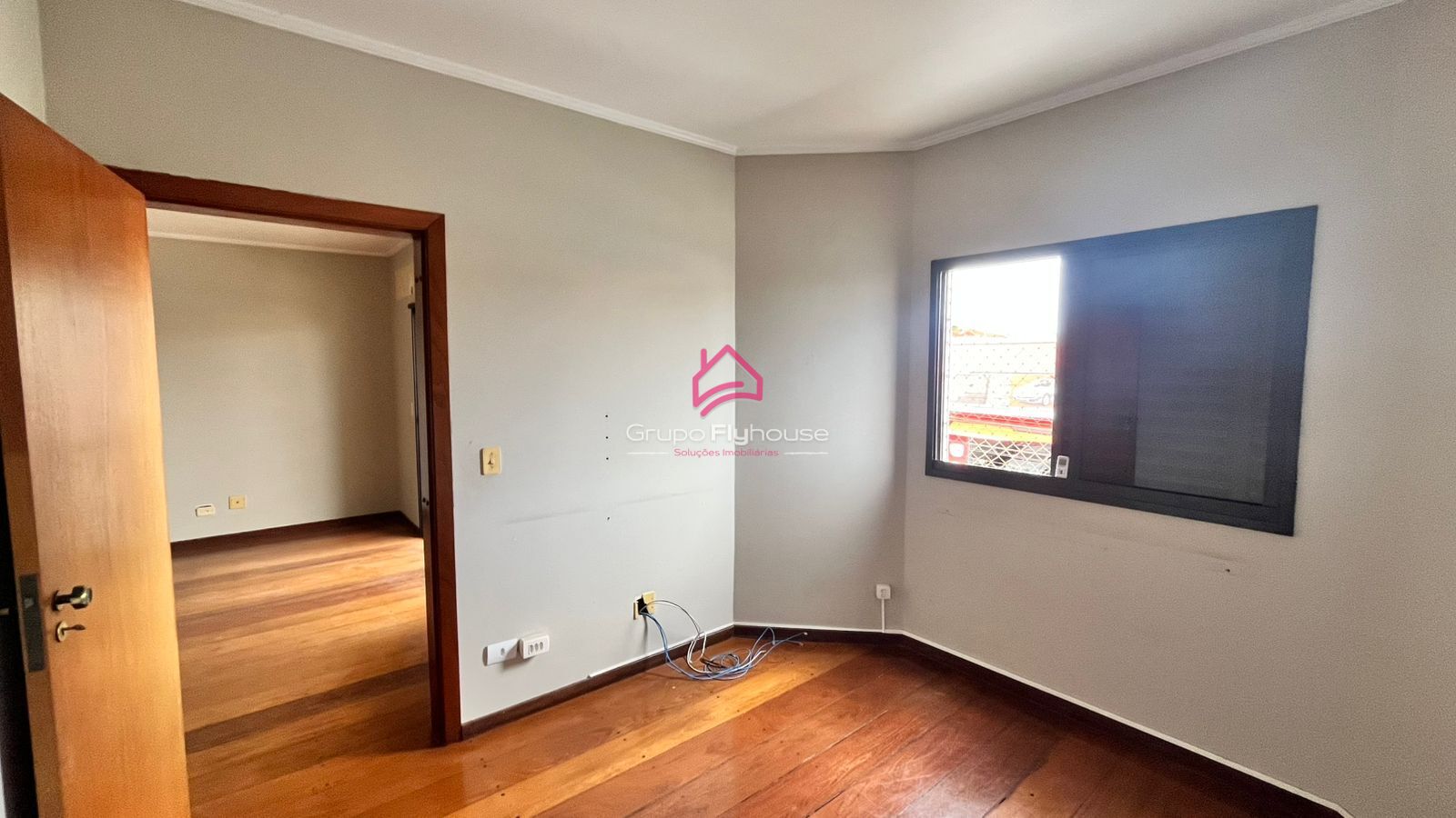 Apartamento para alugar com 3 quartos, 143m² - Foto 9