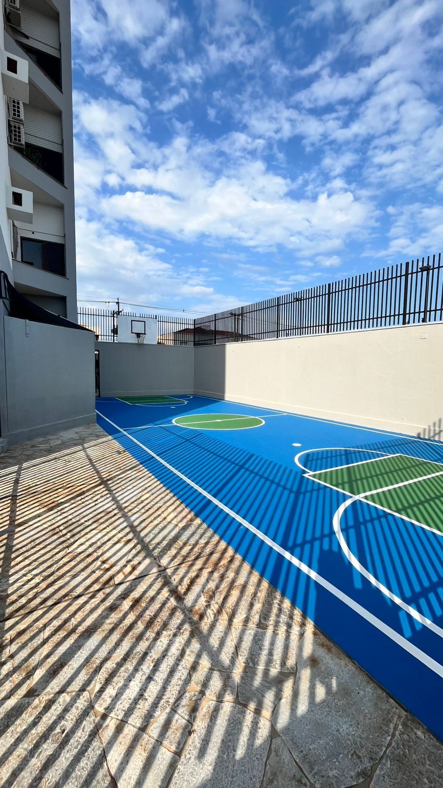Apartamento para alugar com 3 quartos, 143m² - Foto 17