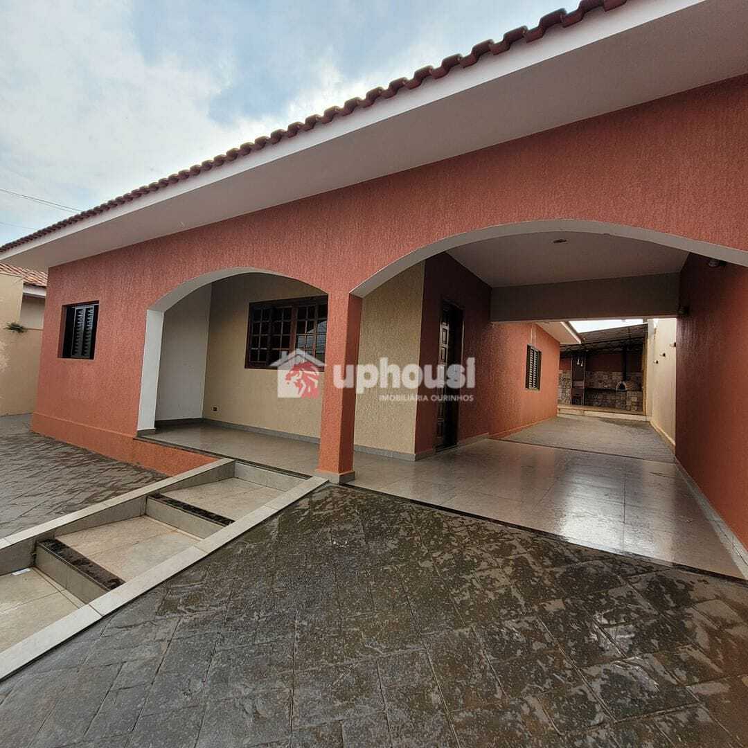 Casa à venda com 3 quartos, 200m² - Foto 1