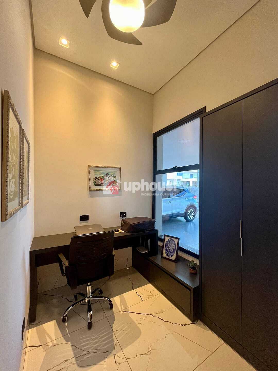 Casa de Condomínio à venda com 3 quartos, 224m² - Foto 4