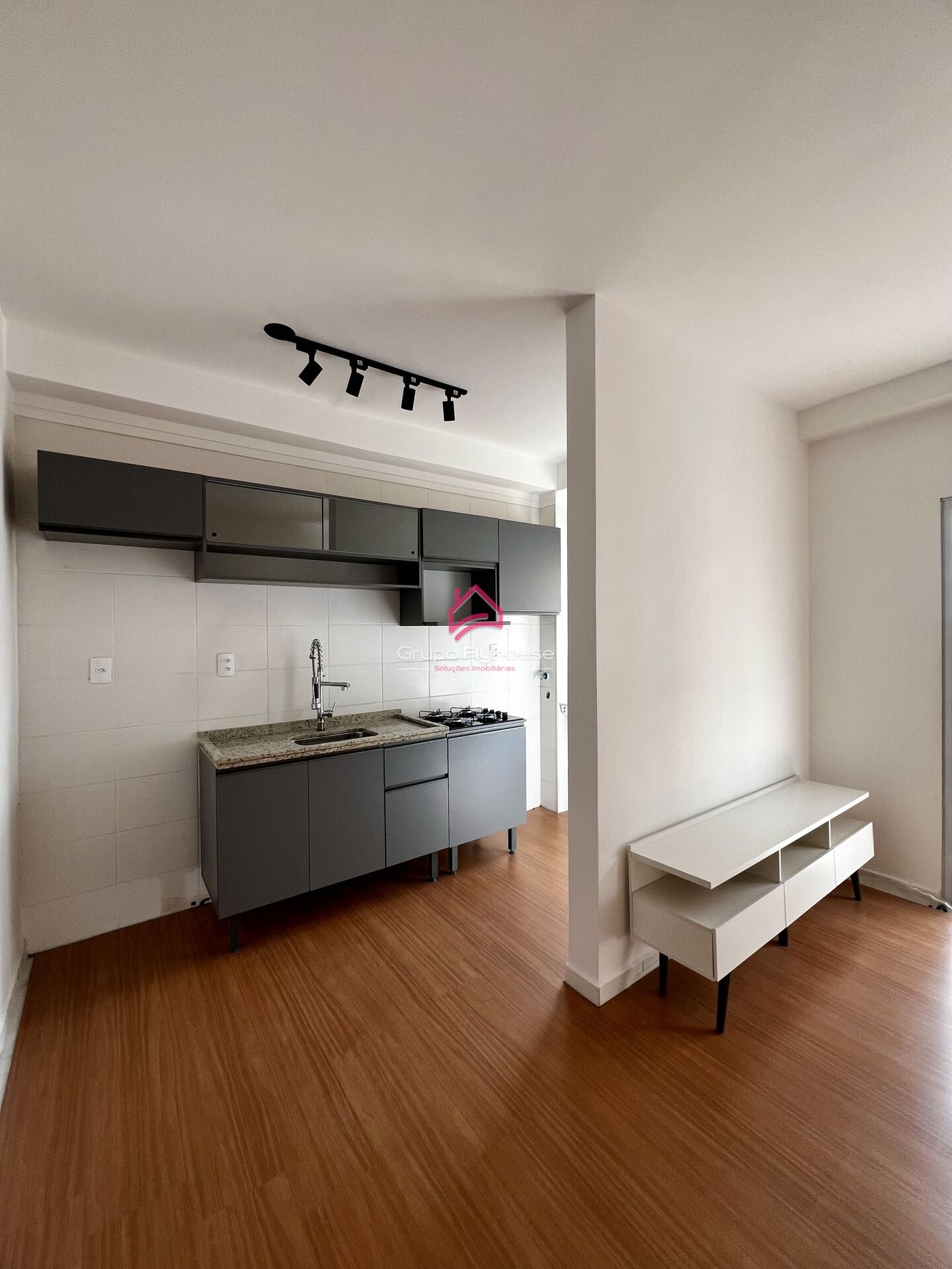 Apartamento à venda com 2 quartos, 49m² - Foto 2