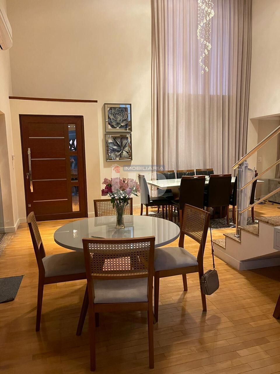 Casa à venda com 3 quartos, 298m² - Foto 4
