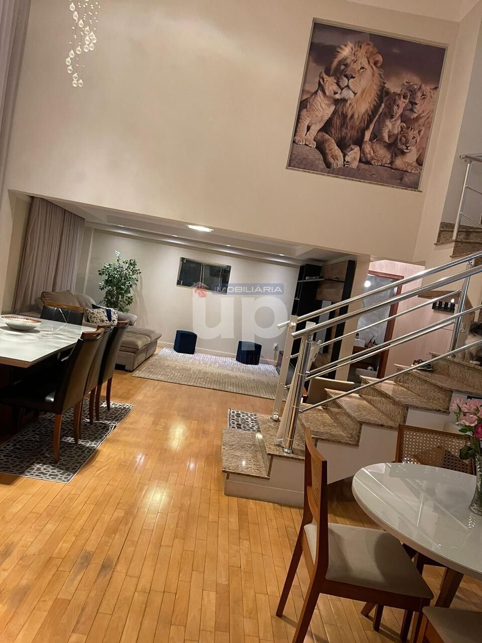 Casa à venda com 3 quartos, 298m² - Foto 6