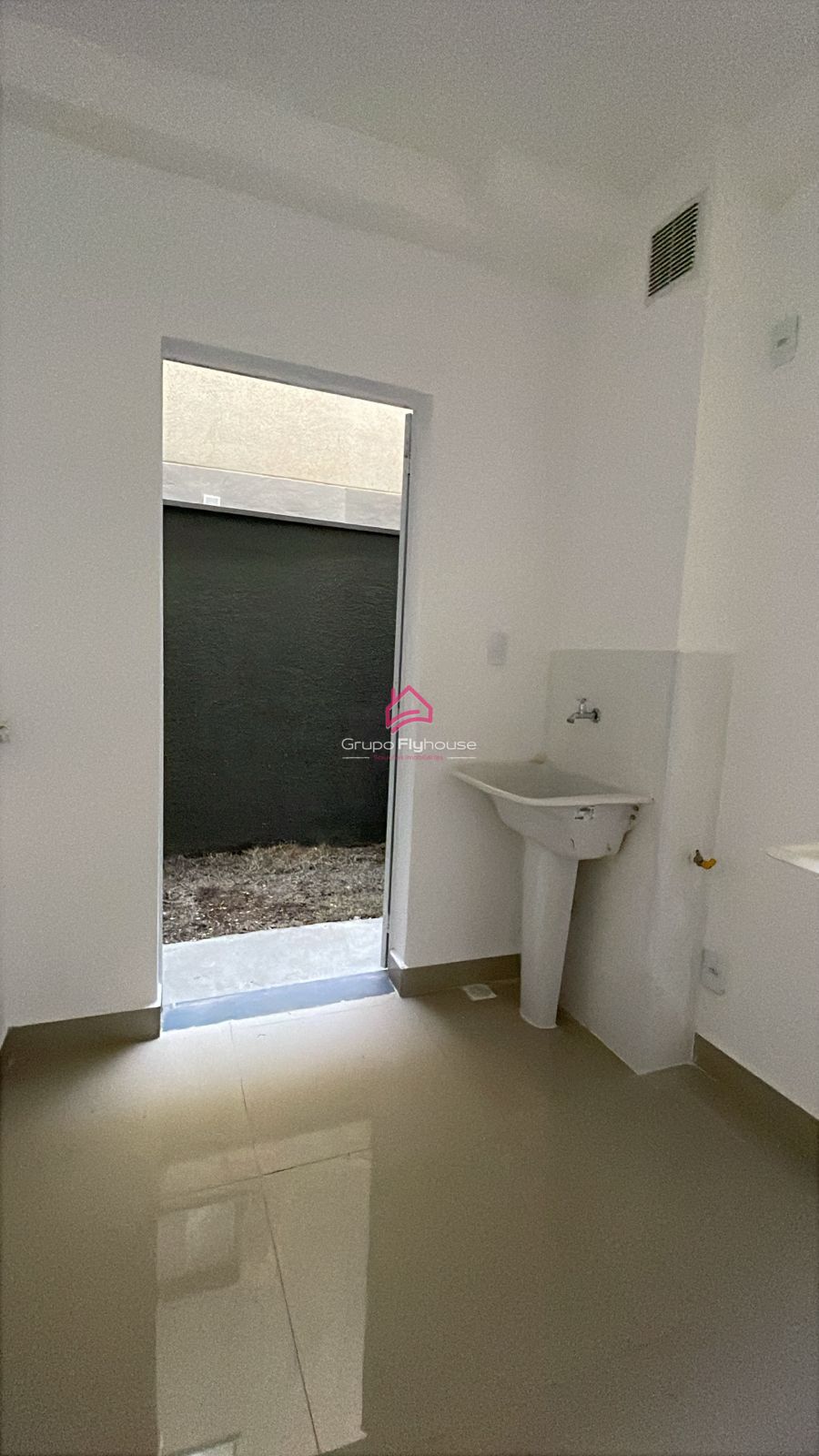 Apartamento para alugar com 2 quartos, 42m² - Foto 5