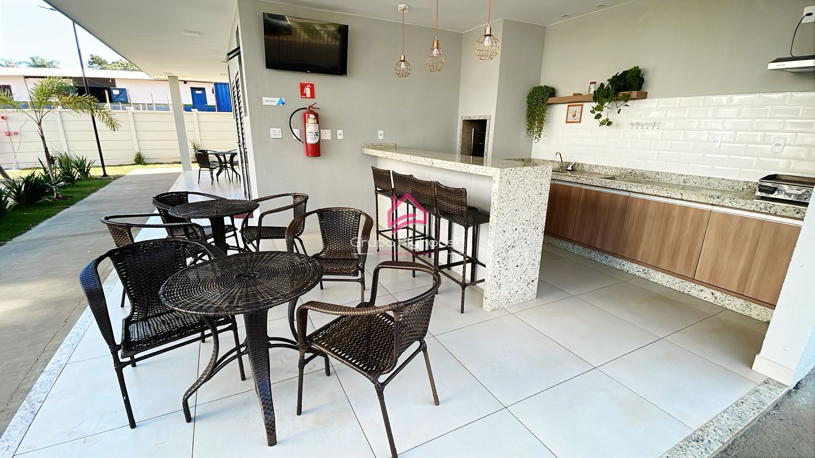 Apartamento para alugar com 2 quartos, 42m² - Foto 15