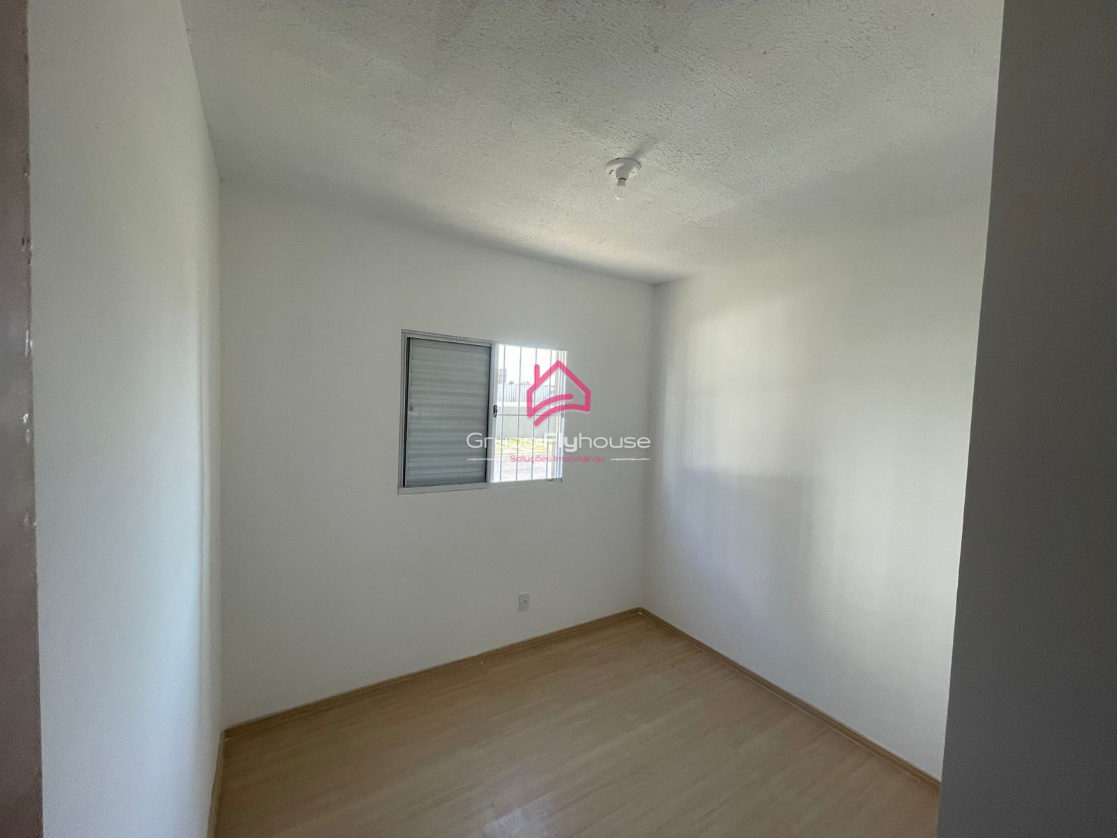 Apartamento para alugar com 2 quartos, 42m² - Foto 12