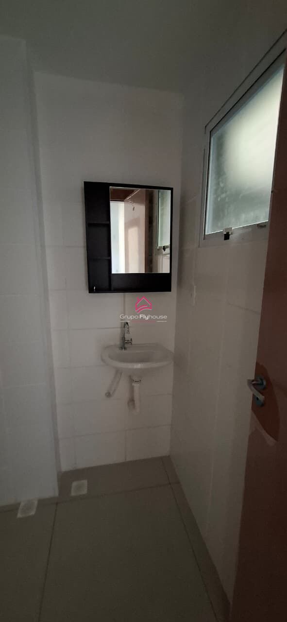 Apartamento para alugar com 2 quartos, 42m² - Foto 13