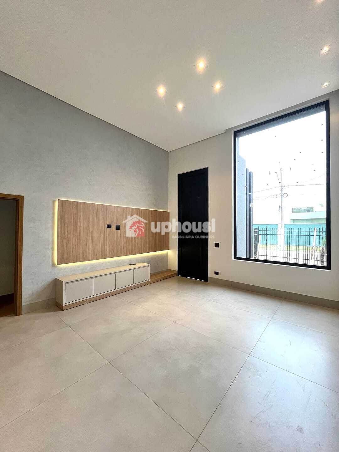 Casa à venda com 3 quartos, 10m² - Foto 9