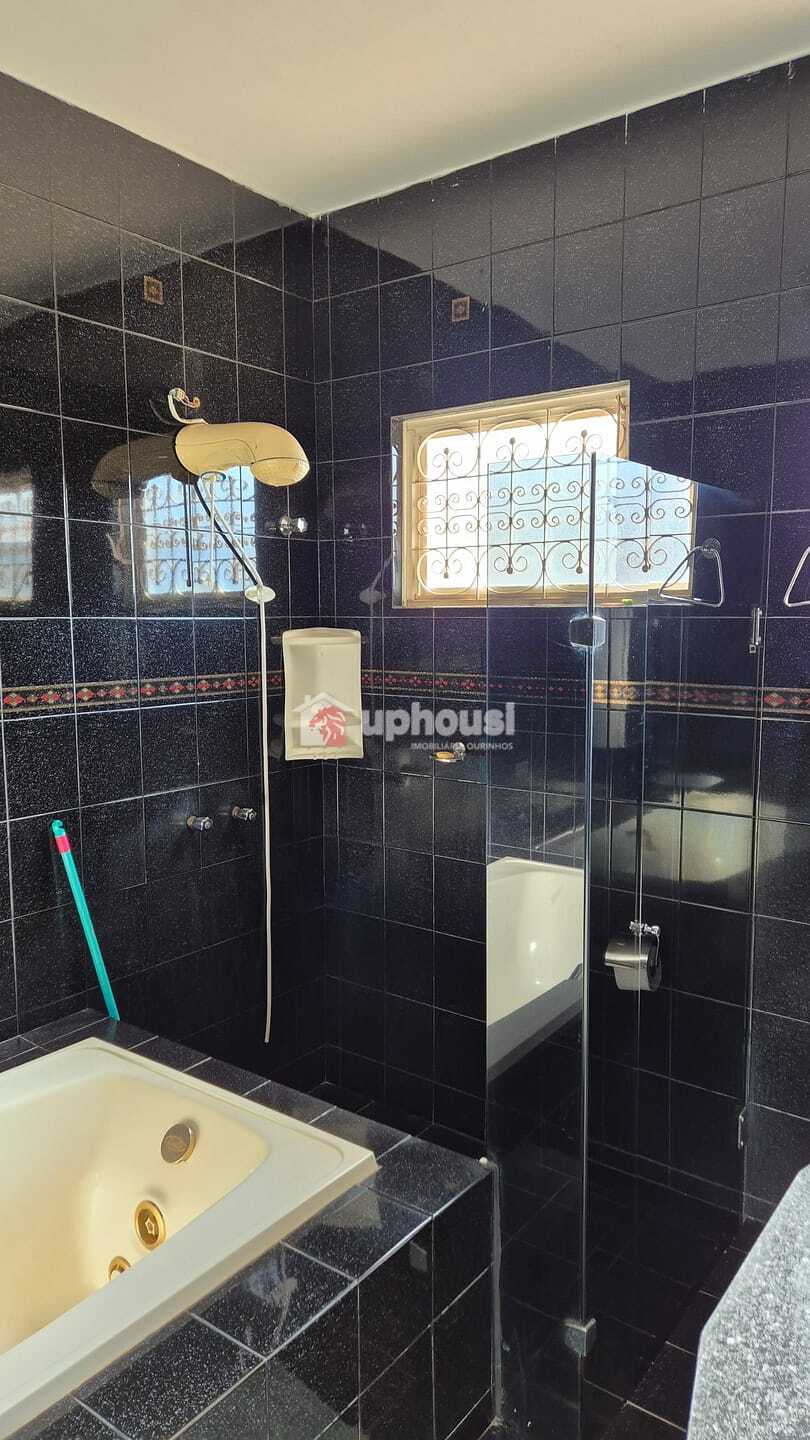 Casa à venda com 3 quartos, 240m² - Foto 19