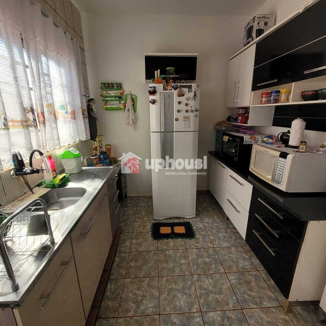 Casa à venda com 3 quartos, 240m² - Foto 7