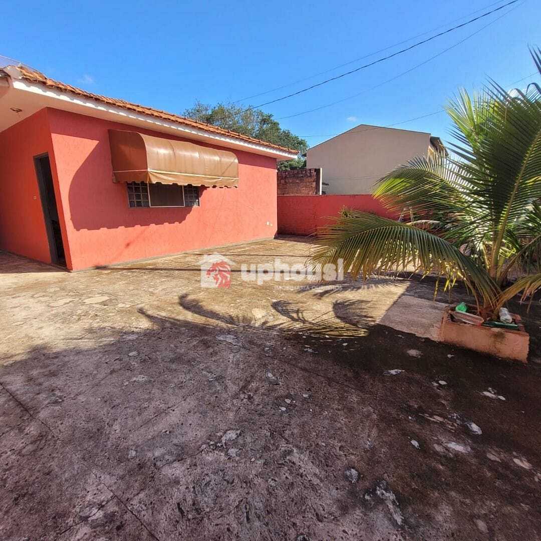 Casa à venda com 3 quartos, 240m² - Foto 6