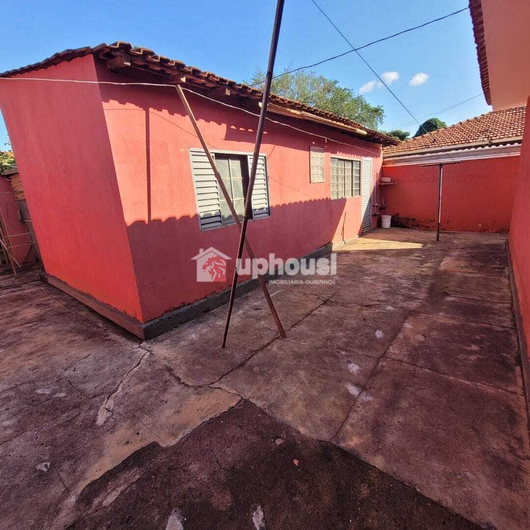 Casa à venda com 3 quartos, 240m² - Foto 14