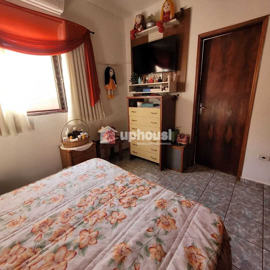 Casa à venda com 3 quartos, 240m² - Foto 11