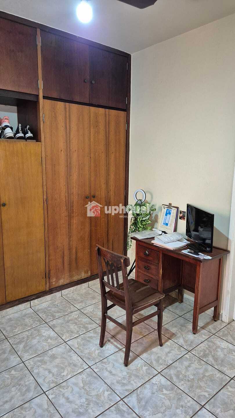 Casa à venda com 2 quartos, 80m² - Foto 8