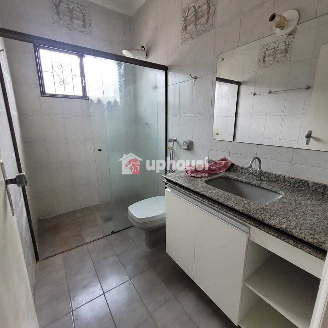 Casa à venda com 6 quartos, 245m² - Foto 14