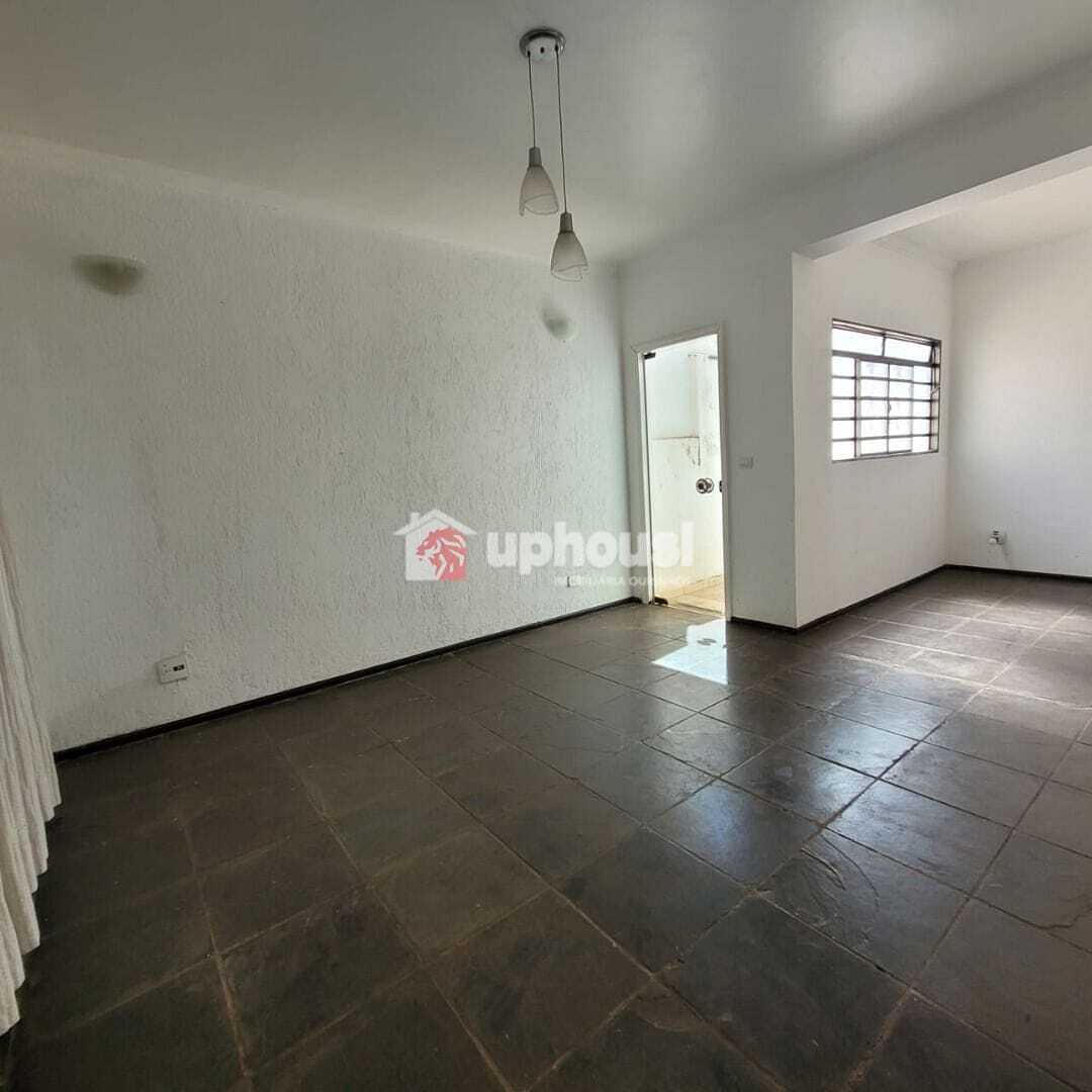 Casa à venda com 6 quartos, 245m² - Foto 9