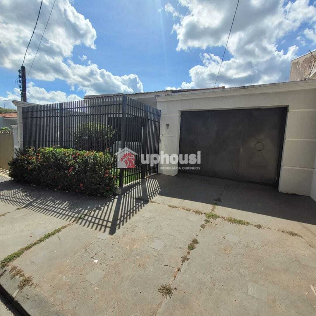 Casa à venda com 6 quartos, 245m² - Foto 5