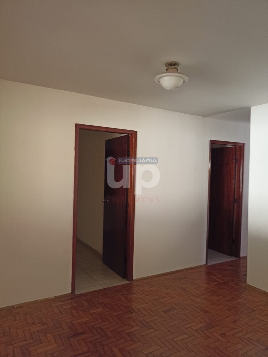 Casa à venda com 3 quartos, 10m² - Foto 3