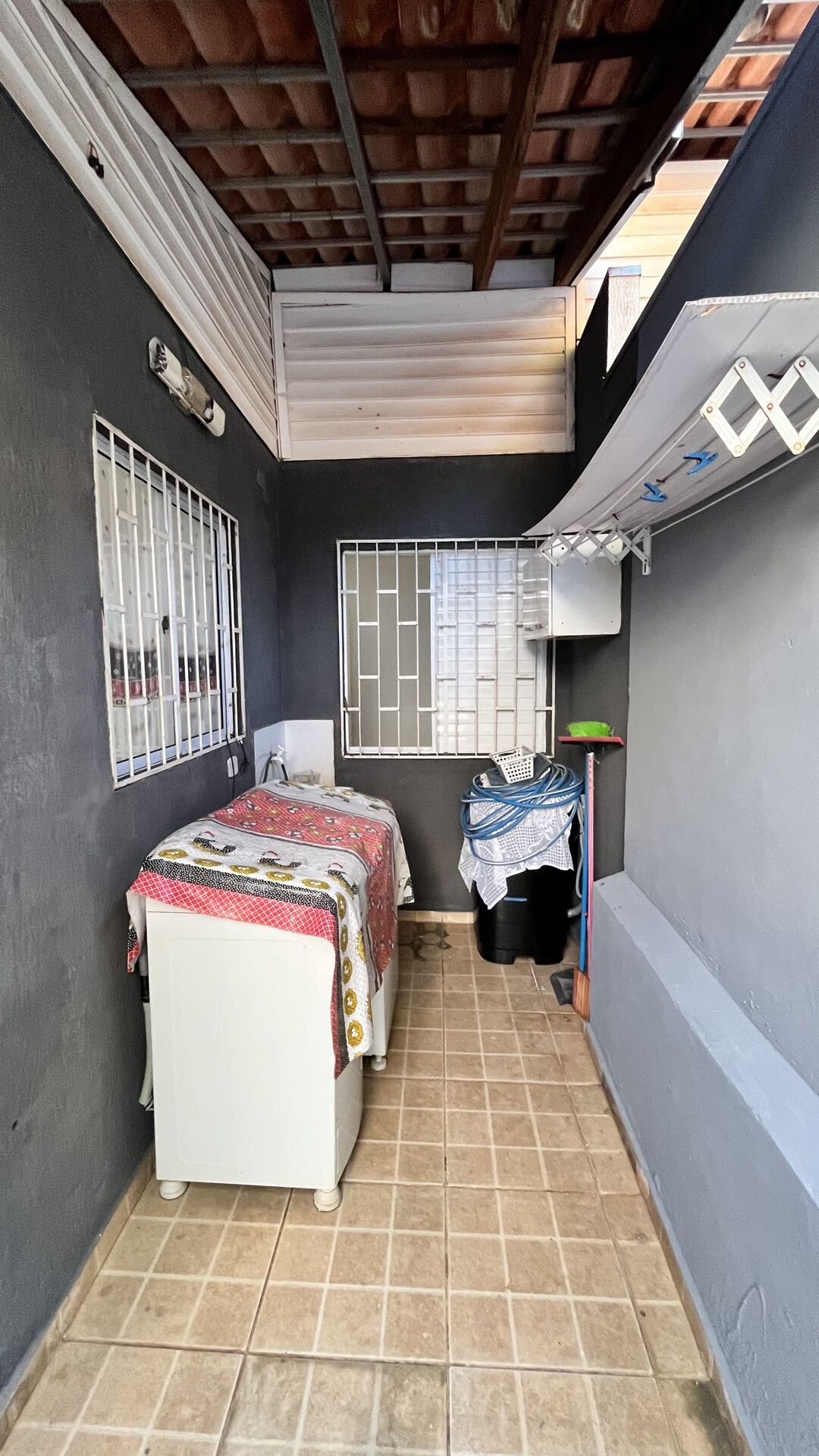 Casa à venda com 2 quartos, 46m² - Foto 22