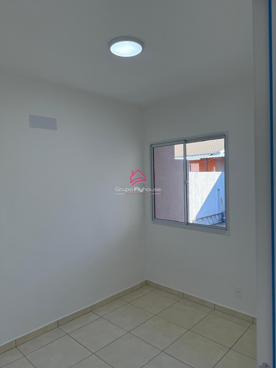 Casa à venda com 2 quartos, 43m² - Foto 9