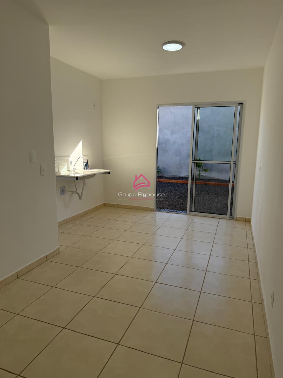 Casa à venda com 2 quartos, 43m² - Foto 5