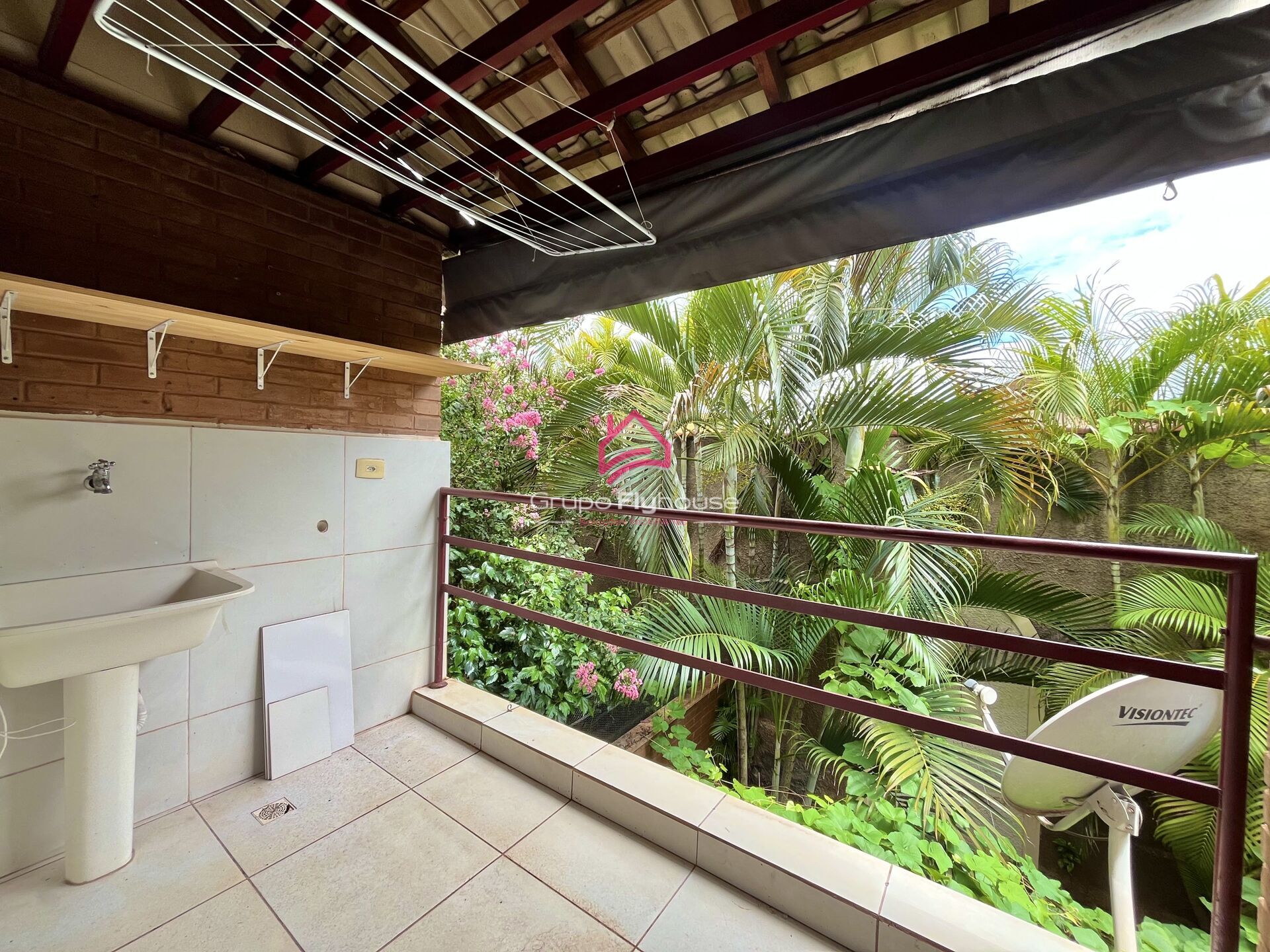 Casa à venda com 1 quarto, 79m² - Foto 3