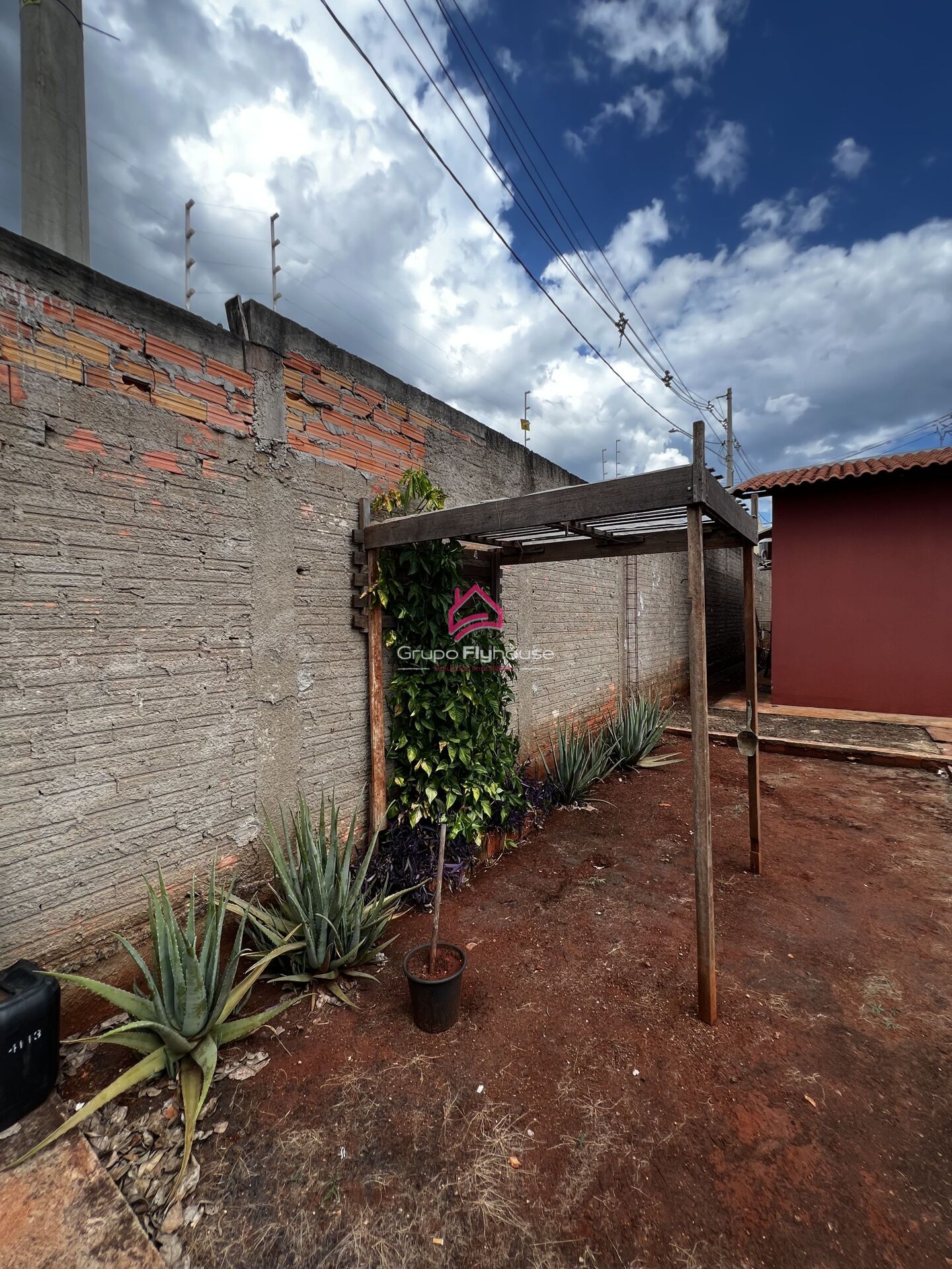 Casa à venda com 2 quartos, 56m² - Foto 15