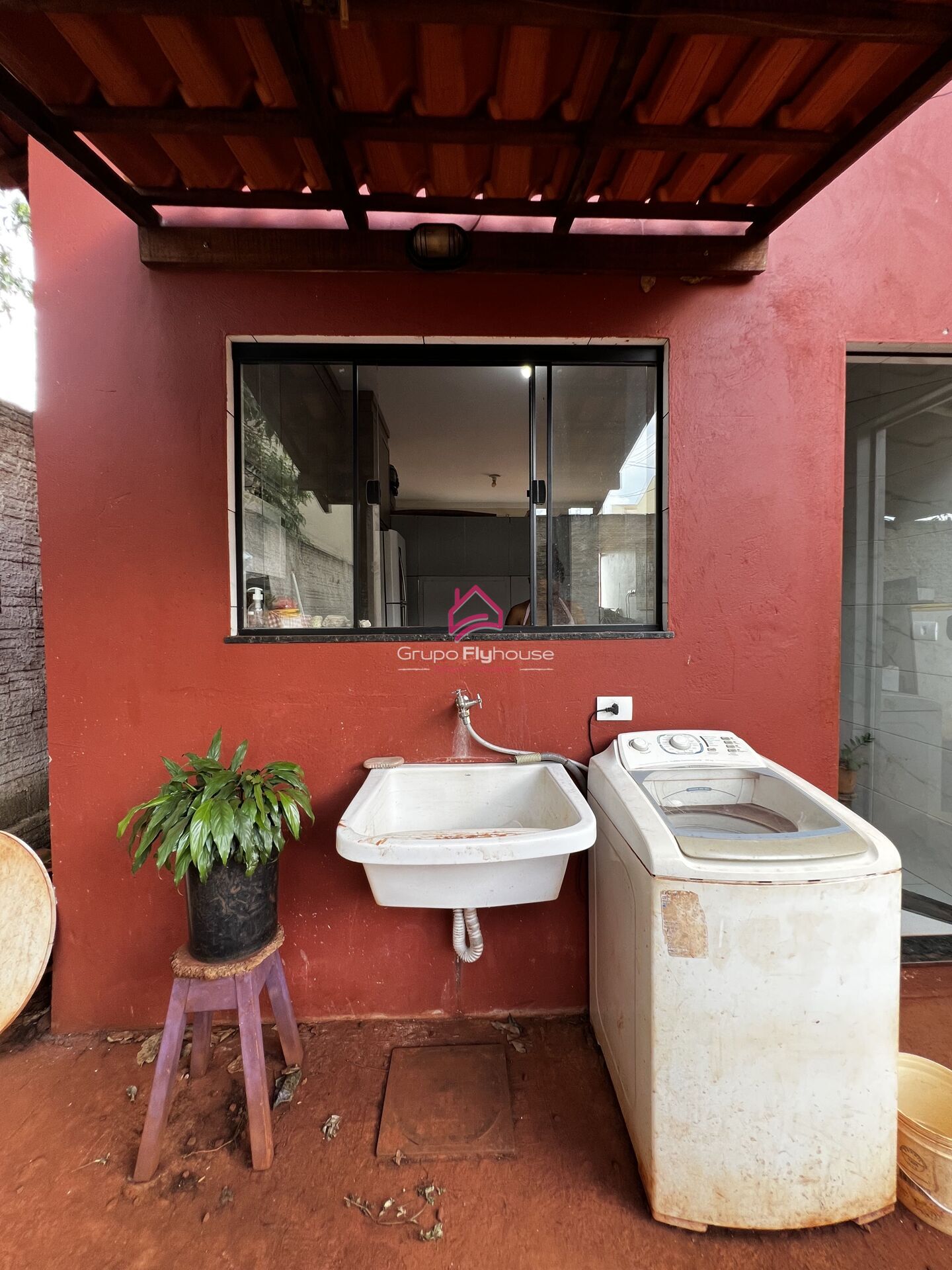 Casa à venda com 2 quartos, 56m² - Foto 14