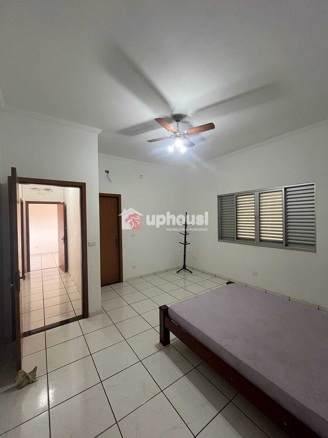 Casa à venda com 5 quartos, 180m² - Foto 5