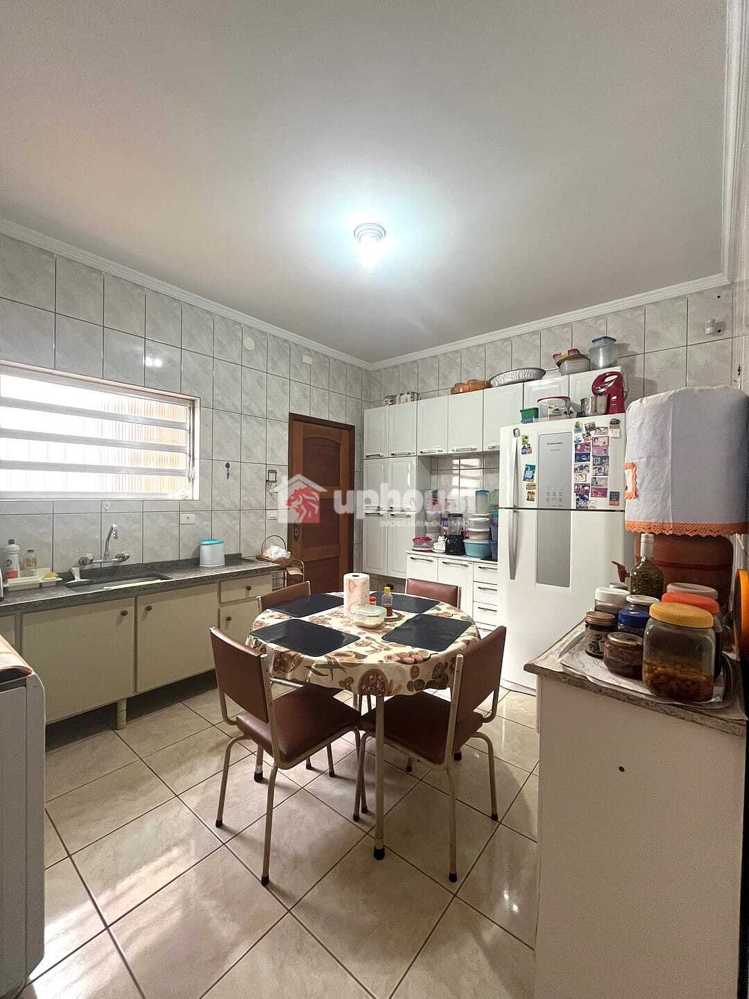 Casa à venda com 5 quartos, 180m² - Foto 29