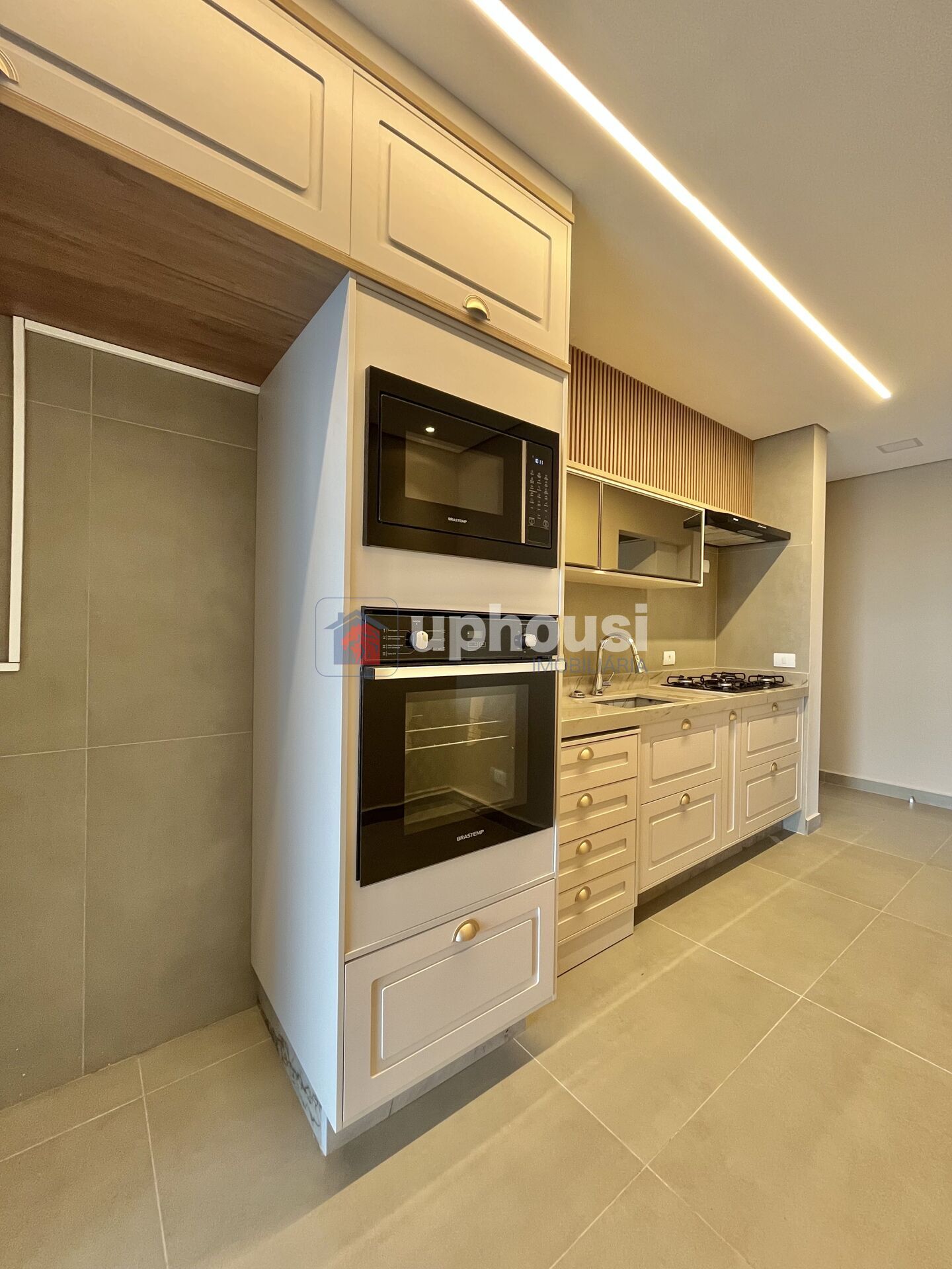 Apartamento para alugar com 3 quartos, 134m² - Foto 5