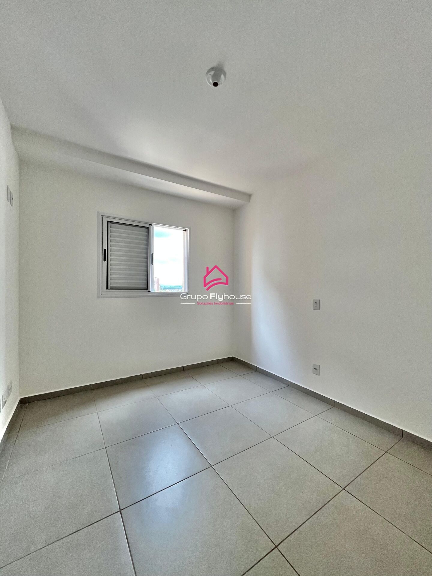 Apartamento para alugar com 2 quartos, 88m² - Foto 8