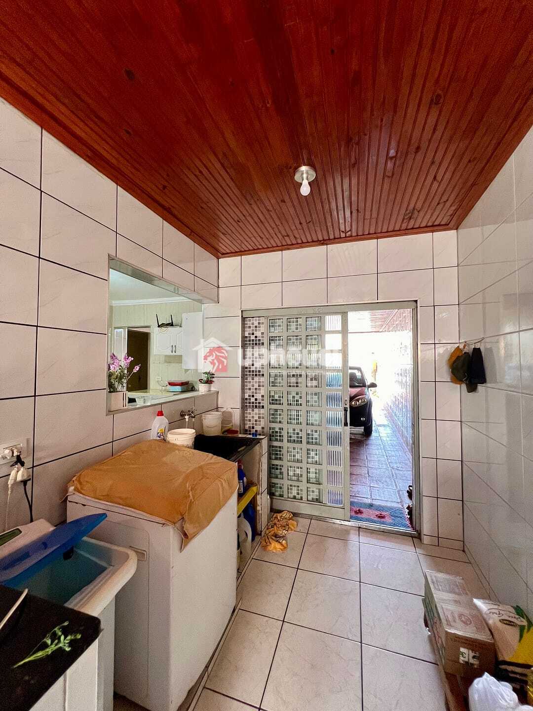 Casa à venda com 4 quartos, 180m² - Foto 17