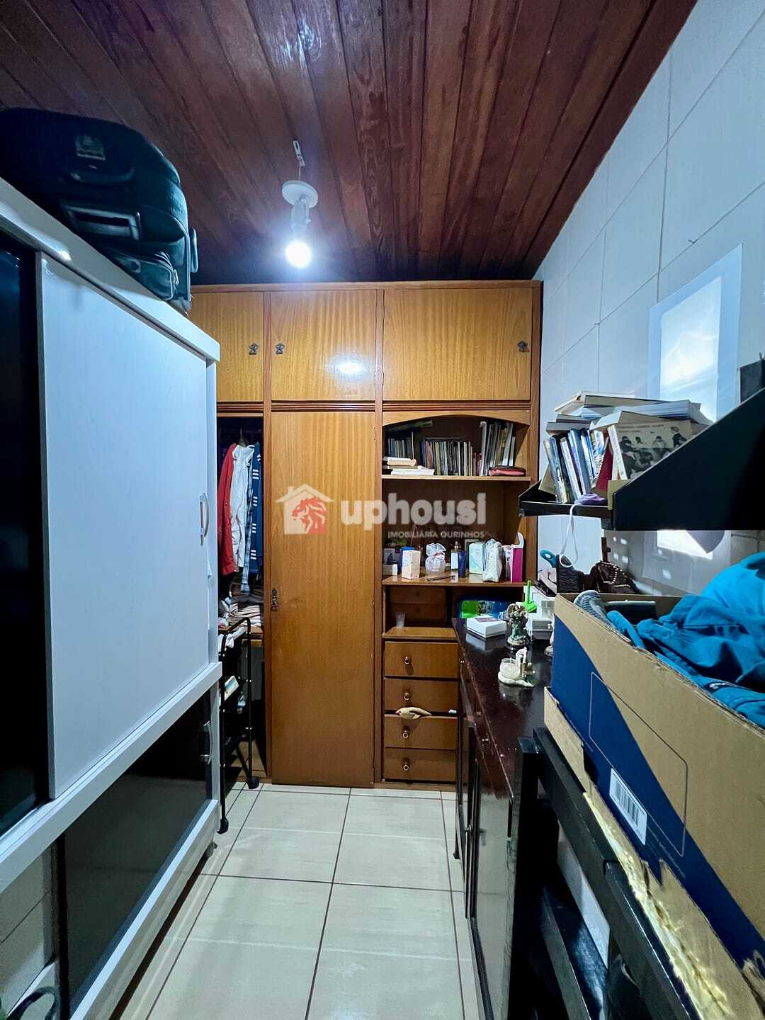 Casa à venda com 4 quartos, 180m² - Foto 11