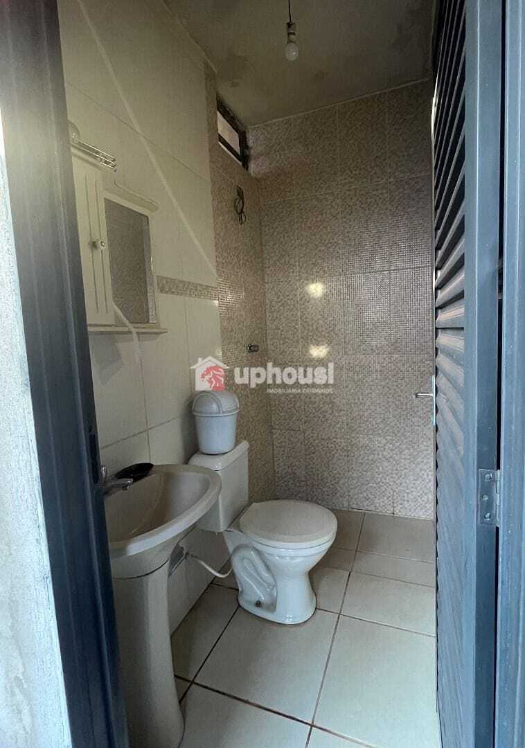 Casa à venda com 2 quartos, 250m² - Foto 18