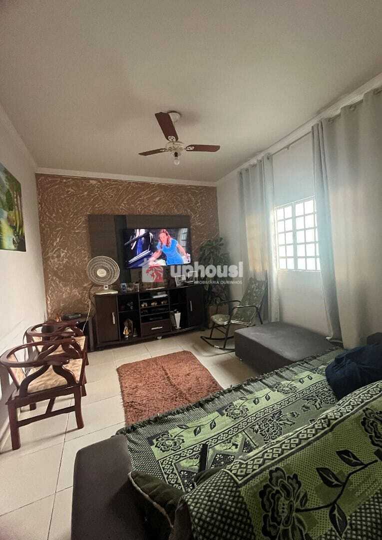 Casa à venda com 2 quartos, 250m² - Foto 2