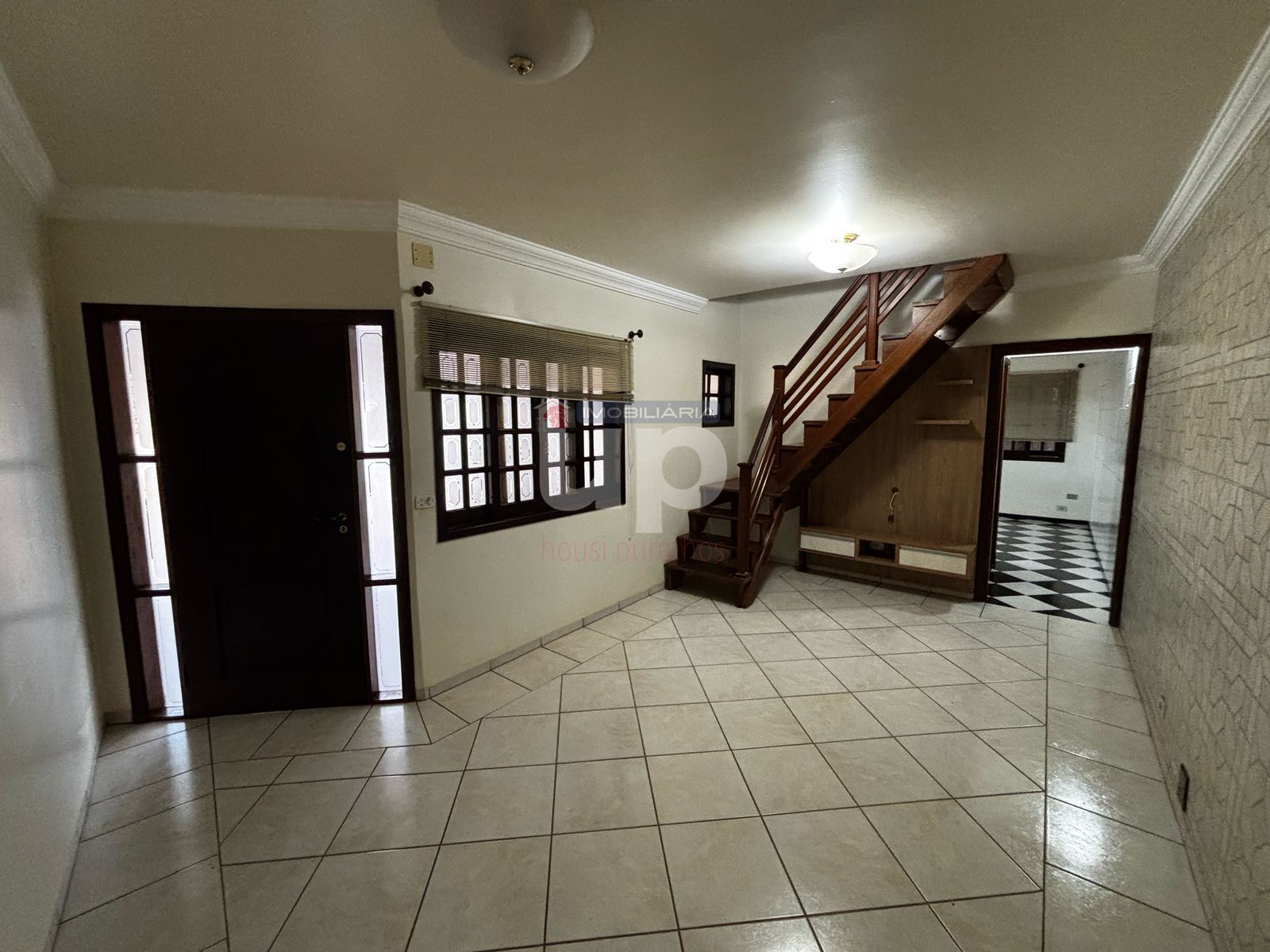 Casa para alugar com 2 quartos, 156m² - Foto 6