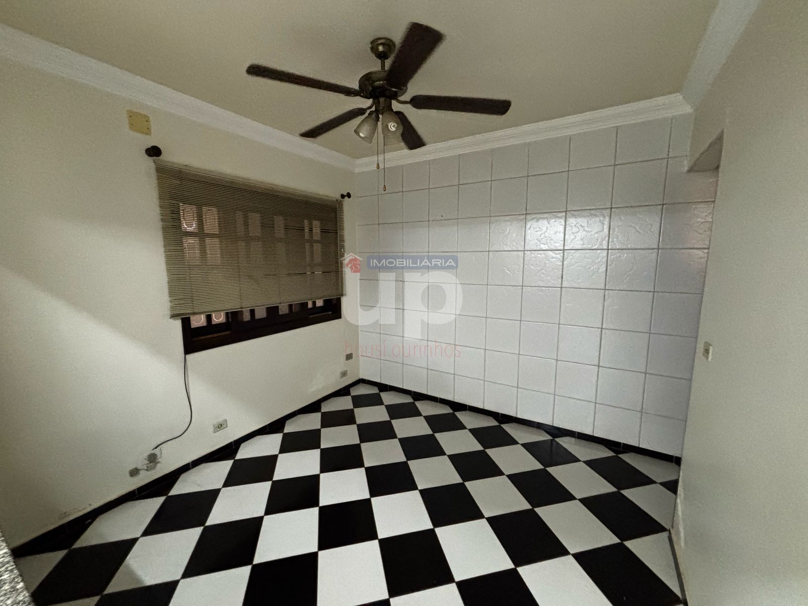 Casa para alugar com 2 quartos, 156m² - Foto 16