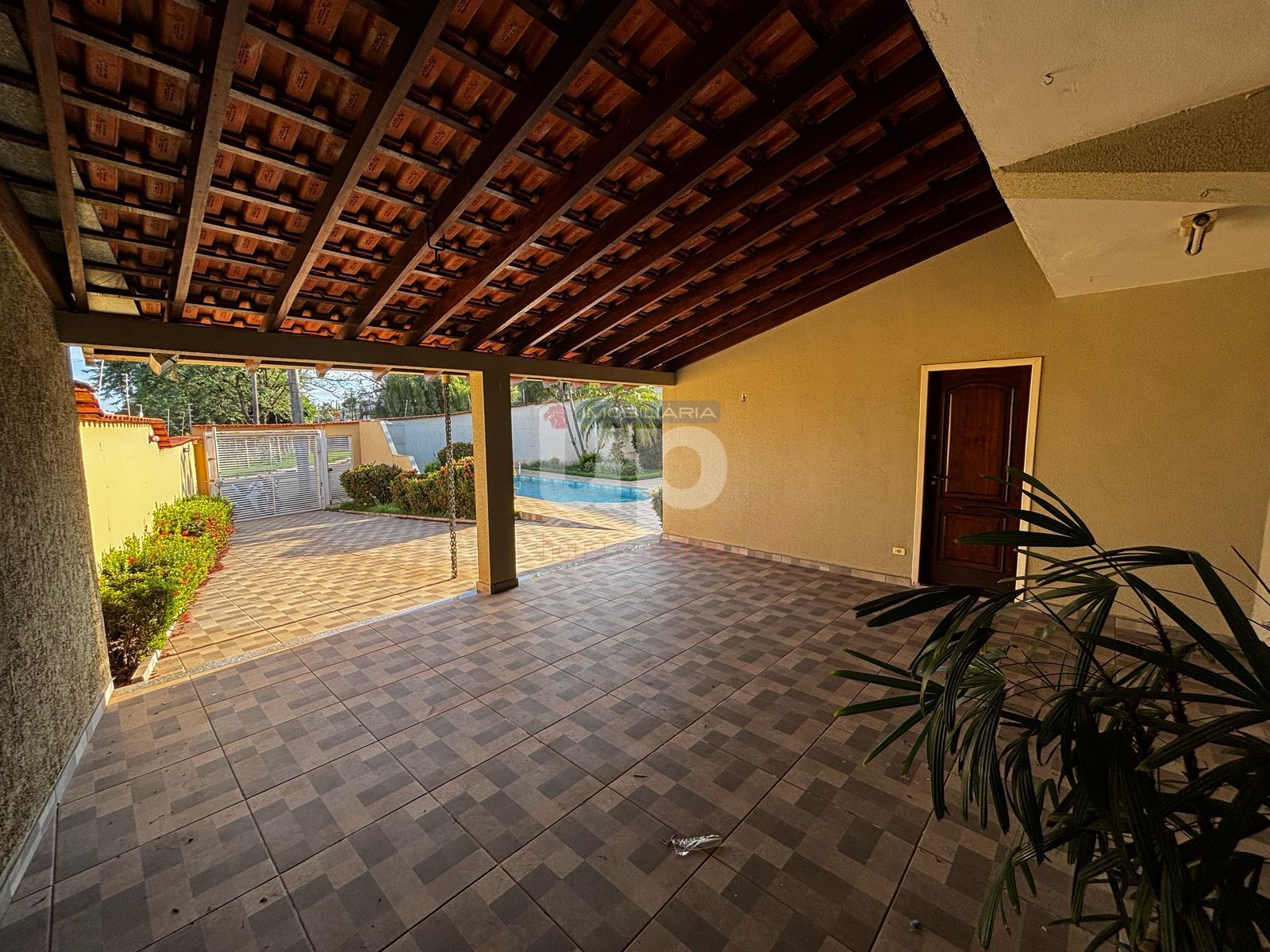 Casa para alugar com 2 quartos, 156m² - Foto 5