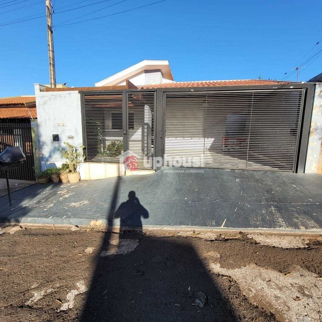 Casa à venda com 2 quartos, 150m² - Foto 1