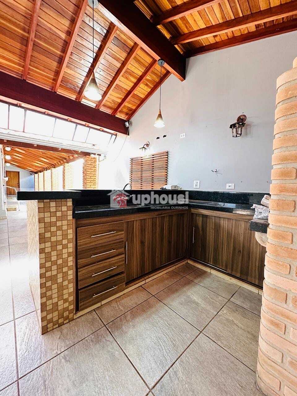 Casa à venda com 3 quartos, 183m² - Foto 4