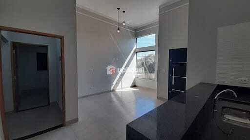 Casa à venda com 3 quartos, 90m² - Foto 7