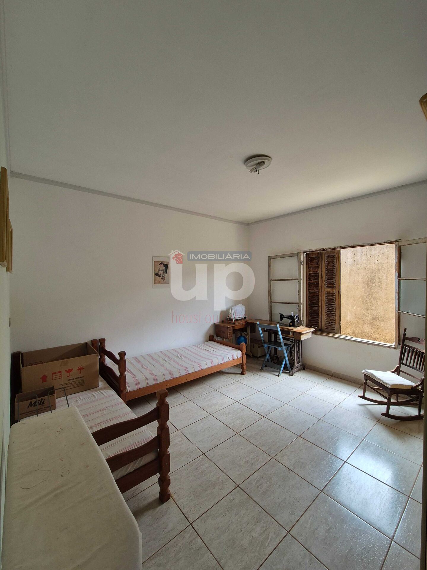 Casa à venda com 2 quartos, 230m² - Foto 11