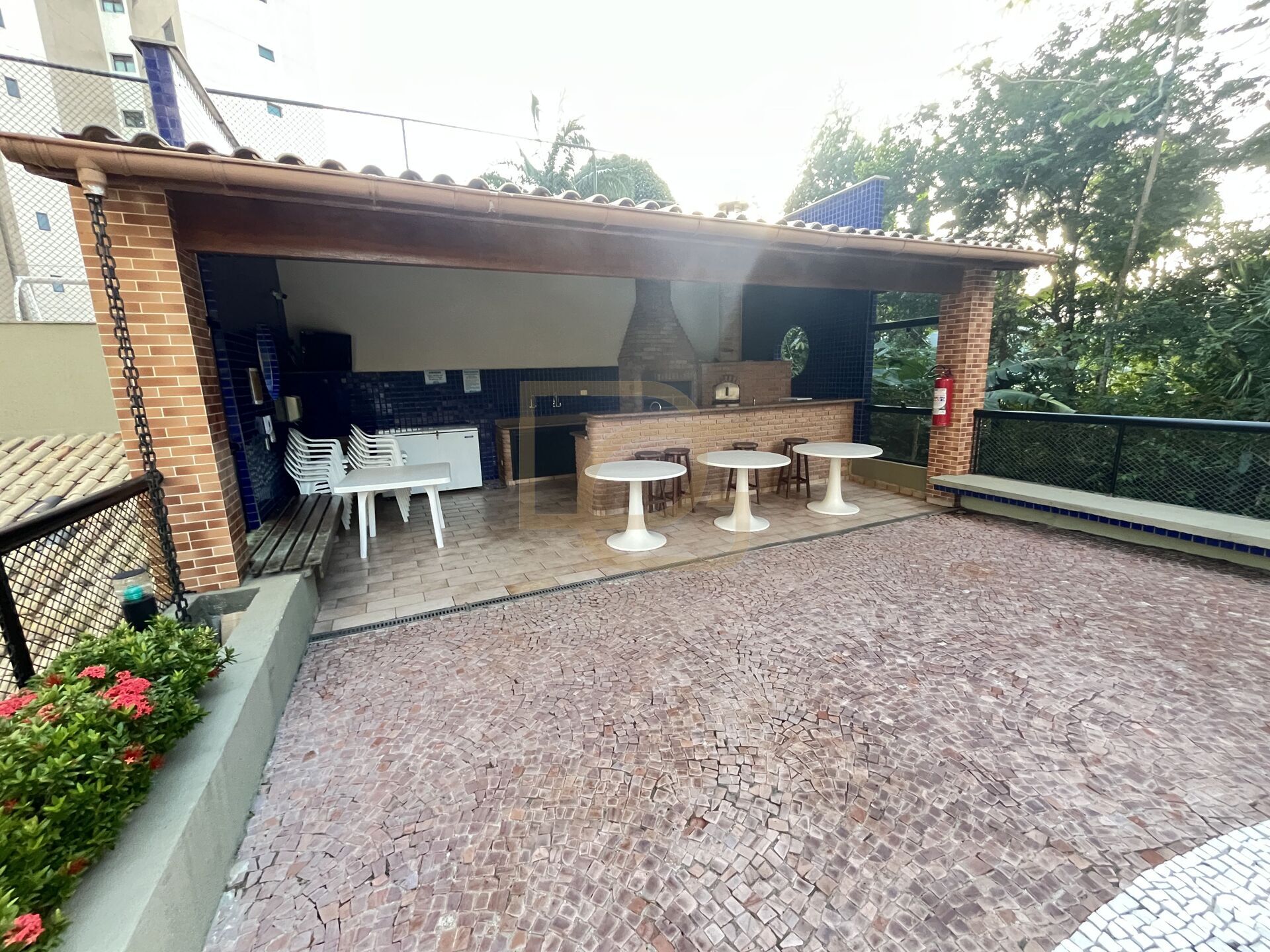 Apartamento à venda com 2 quartos, 67m² - Foto 7