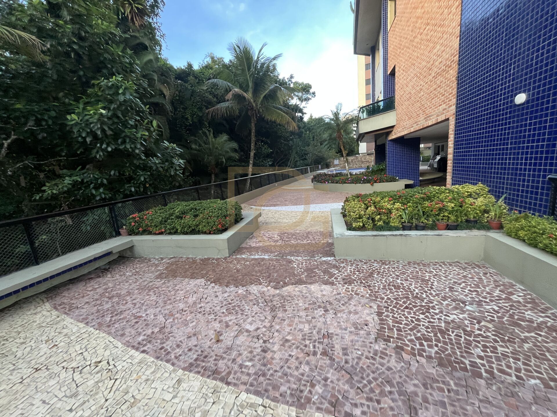 Apartamento à venda com 2 quartos, 67m² - Foto 8